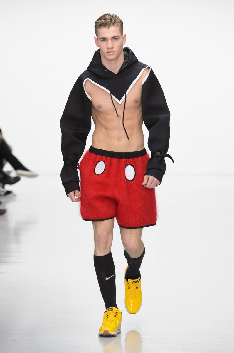 BOBBY ABLEY Fall/Winter 2016 BOBBY ABLEY Fall/Winter 2016 Vanity Teen 虚荣青年 Lifestyle & new faces magazine