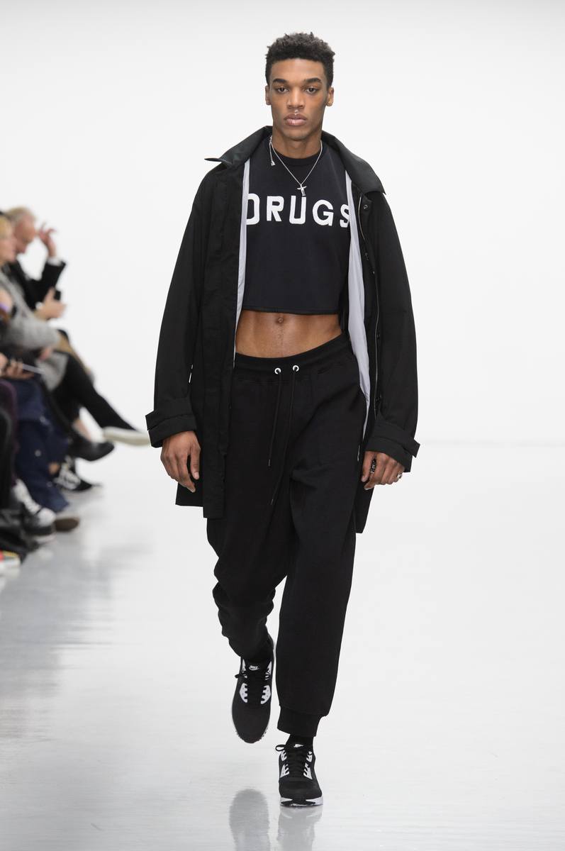 BOBBY ABLEY Fall/Winter 2016 BOBBY ABLEY Fall/Winter 2016 Vanity Teen 虚荣青年 Lifestyle & new faces magazine