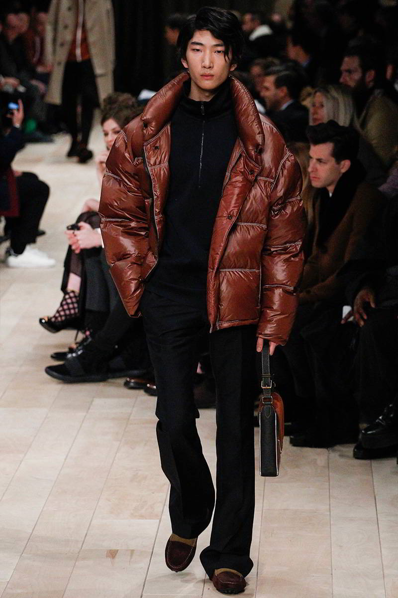 BURBERRY Fall/Winter 2016 BURBERRY Fall/Winter 2016 Vanity Teen 虚荣青年 Lifestyle & new faces magazine