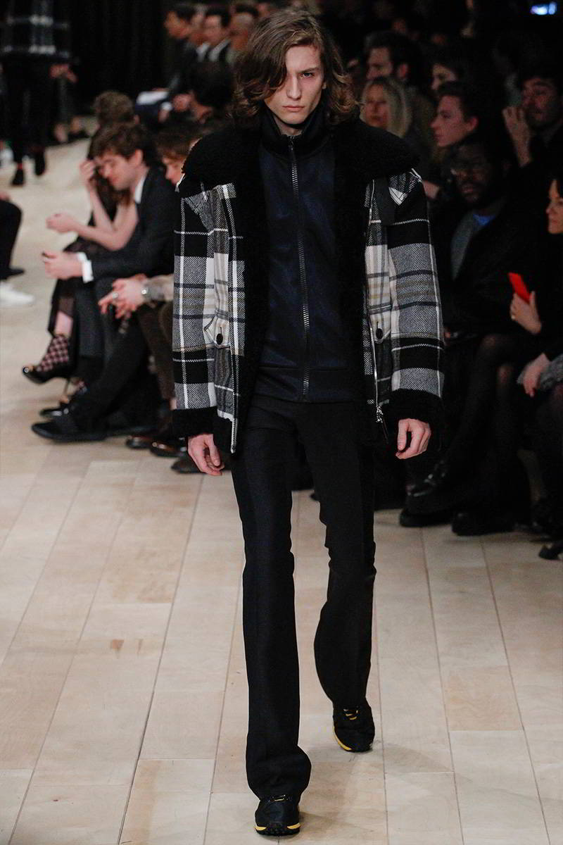 BURBERRY Fall/Winter 2016 BURBERRY Fall/Winter 2016 Vanity Teen 虚荣青年 Lifestyle & new faces magazine