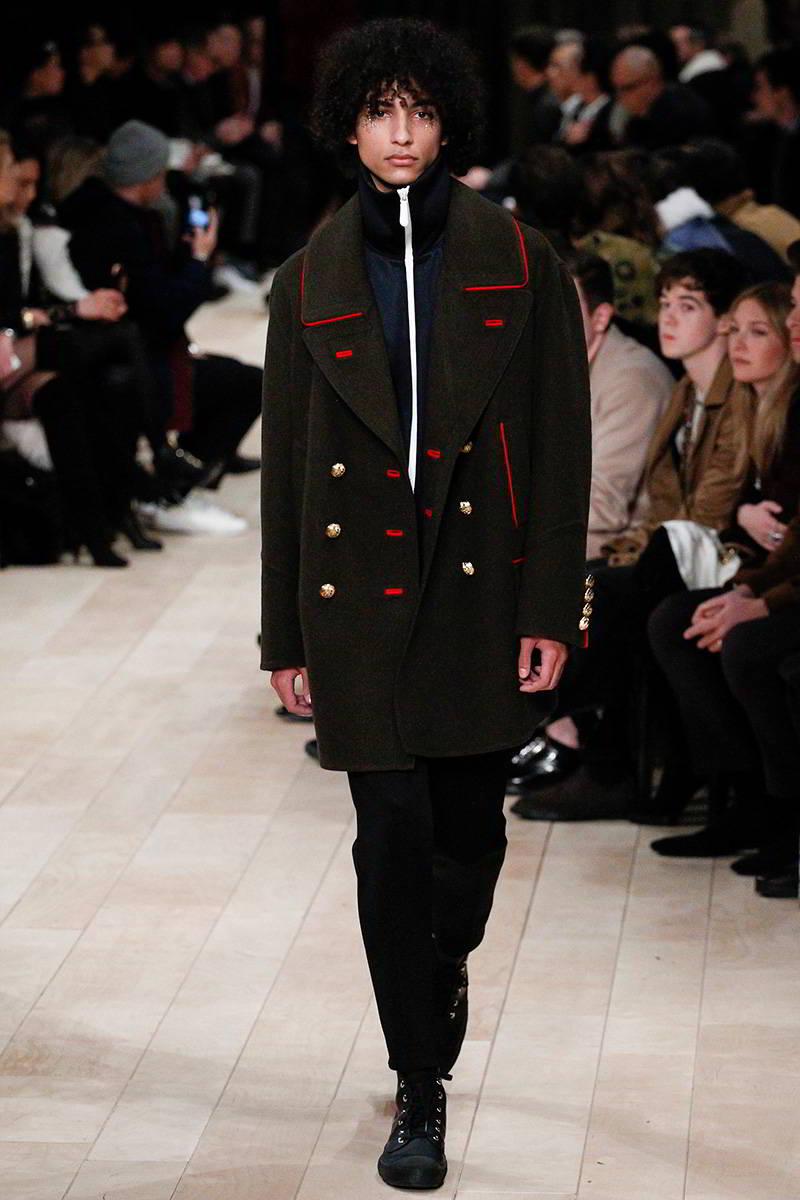 BURBERRY Fall/Winter 2016 BURBERRY Fall/Winter 2016 Vanity Teen 虚荣青年 Lifestyle & new faces magazine