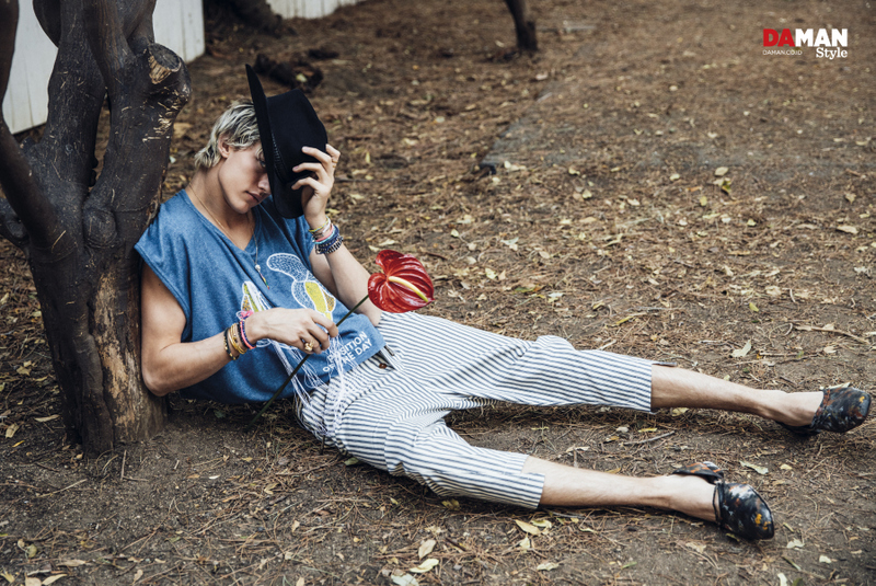Pretty Shades Of Blue Lucky Blue Smith for Da Man Style SS16 (3)