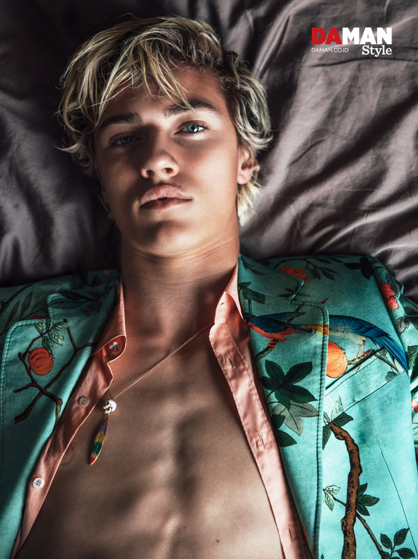 Pretty Shades Of Blue Lucky Blue Smith for Da Man Style SS16 (5)