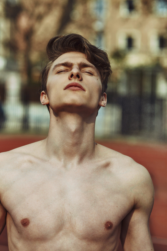 Kasia Demale VT Mag (4)