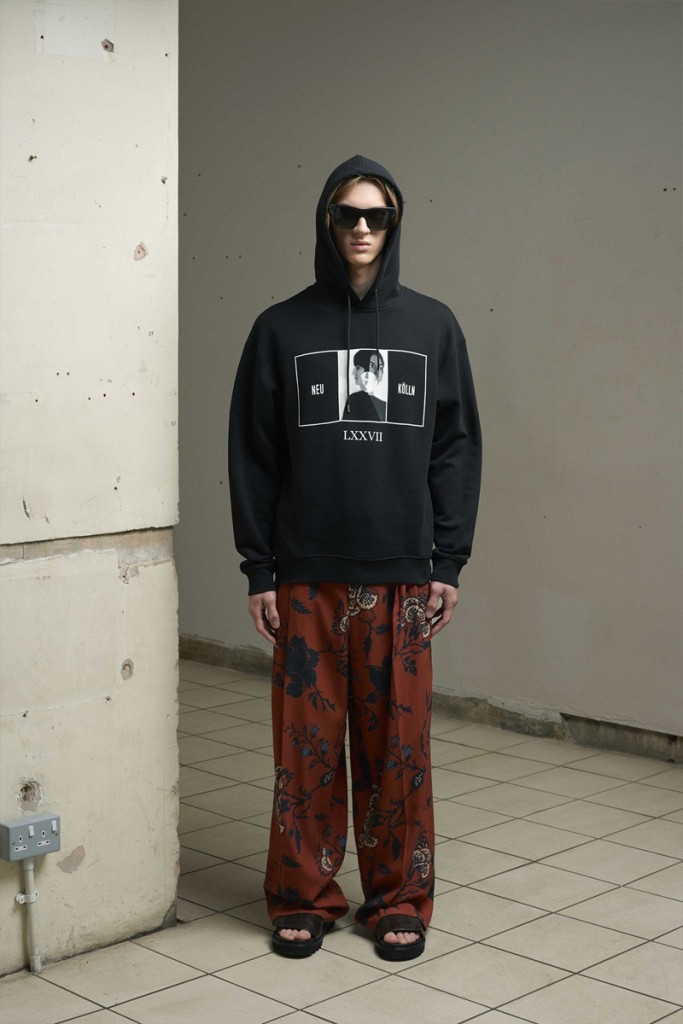McQ-Alexander-McQueen_ss17_vteen18