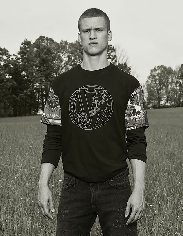 15_versace_jeans_cat_fw16