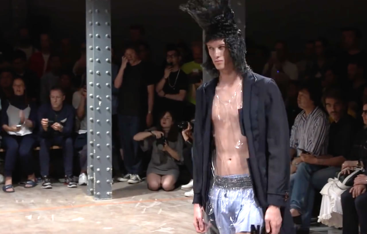 Music In The Runway: Andrea Crews, Thom Browne, Comme Des Garçons Vanity  Teen 虚荣青年 Lifestyle \u0026 New Faces Magazine
