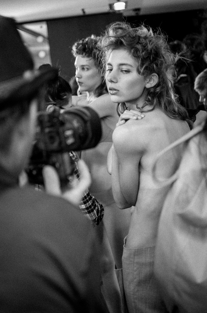 anne-sofie-madsen-ss17-pfw-by-benoit-auguste-4