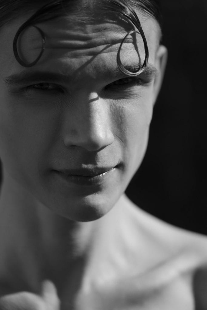 The Narcissist by Carmine Roman The Narcissist by Carmine Roman Vanity Teen 虚荣青年 Lifestyle & new faces magazine