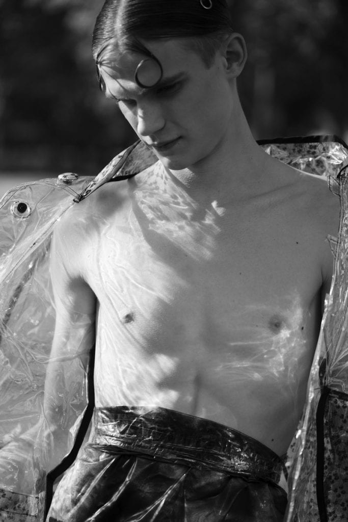 The Narcissist by Carmine Roman The Narcissist by Carmine Roman Vanity Teen 虚荣青年 Lifestyle & new faces magazine