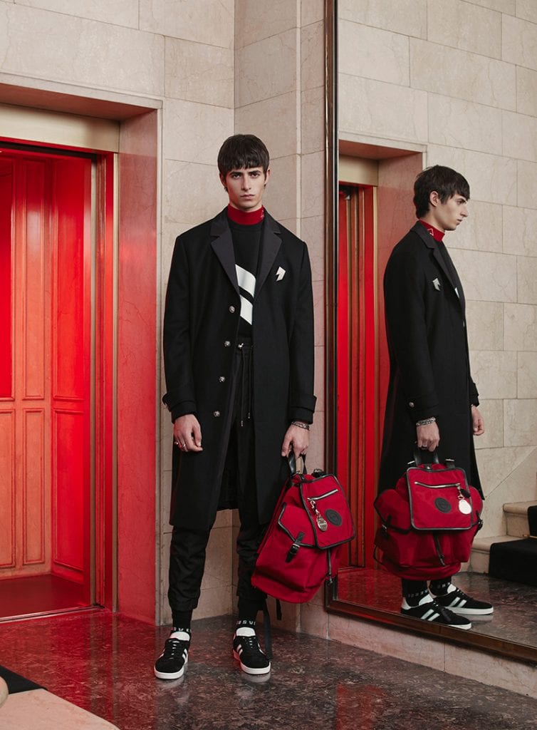 Versus VERSACE Pre Fall 2017 Versus VERSACE Pre Fall 2017 Vanity Teen 虚荣青年 Lifestyle & new faces magazine