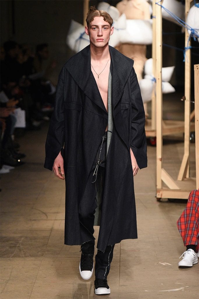 Charles Jeffrey LOVERBOY Charles Jeffrey LOVERBOY Vanity Teen 虚荣青年 Lifestyle & new faces magazine