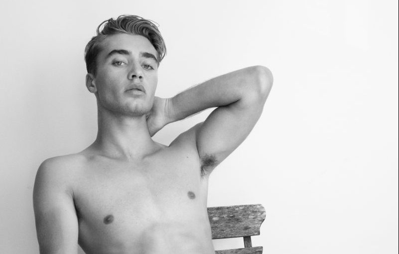 Jordan Roberts by Bruno Cortes Jordan Roberts by Bruno Cortes Vanity Teen 虚荣青年 Lifestyle & new faces magazine