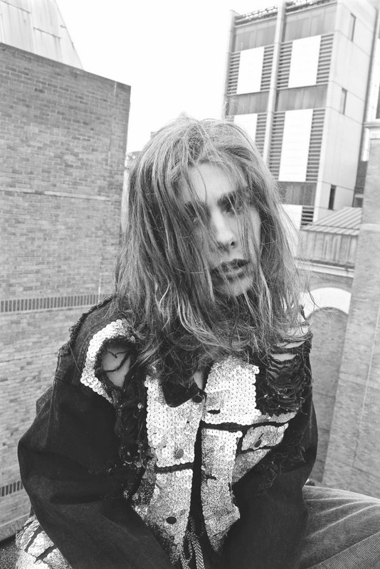 Claudius Ehrmann by Clara Delaporte Claudius Ehrmann by Clara Delaporte Vanity Teen 虚荣青年 Lifestyle & new faces magazine