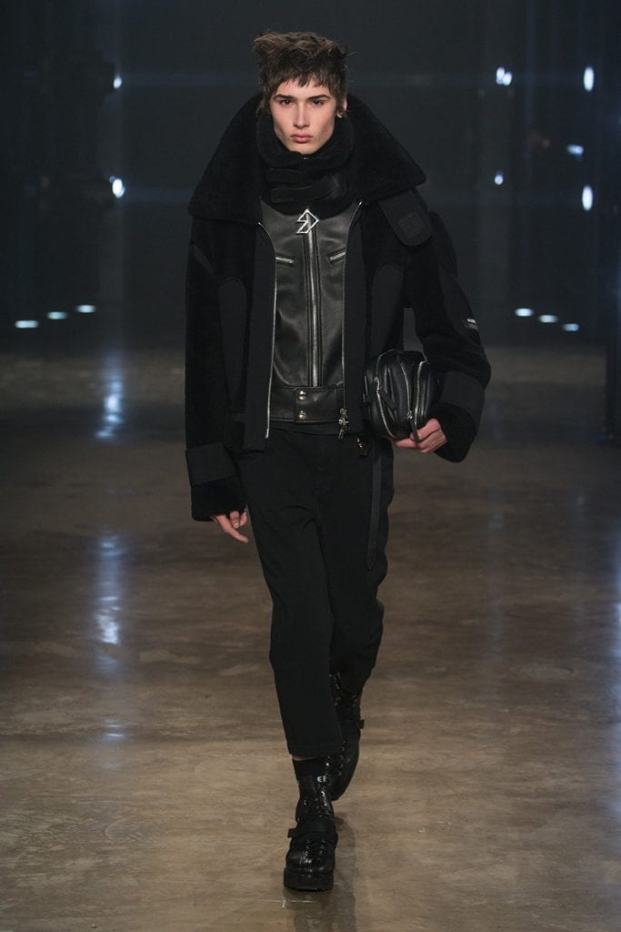 Versus Versace F/W 2017 Versus Versace F/W 2017 Vanity Teen 虚荣青年 Lifestyle & new faces magazine