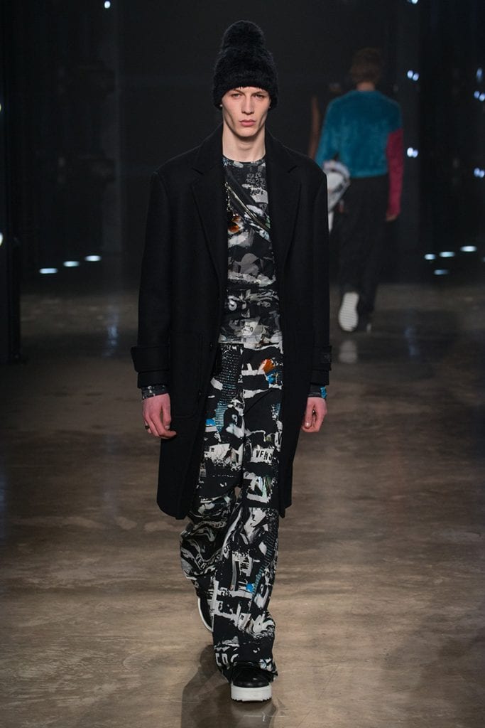 Versus Versace F/W 2017 Versus Versace F/W 2017 Vanity Teen 虚荣青年 Lifestyle & new faces magazine