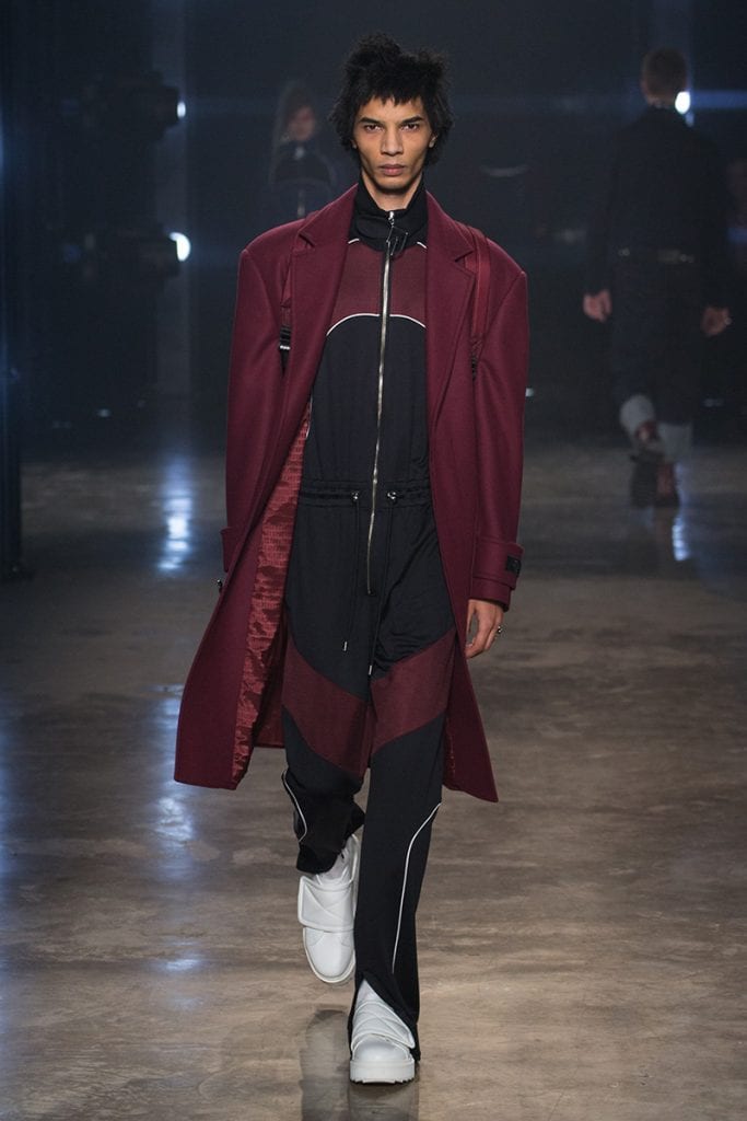 Versus Versace F/W 2017 Versus Versace F/W 2017 Vanity Teen 虚荣青年 Lifestyle & new faces magazine