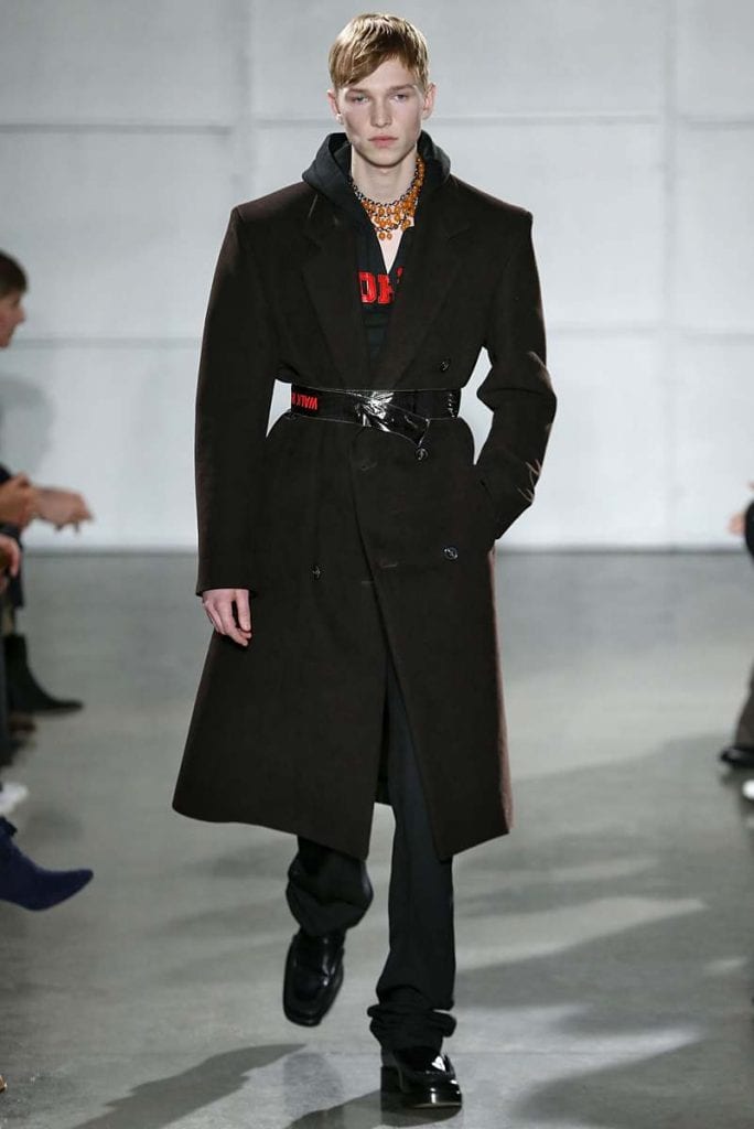 Raf Simons F/W 2017 Raf Simons F/W 2017 Vanity Teen 虚荣青年 Lifestyle & new faces magazine