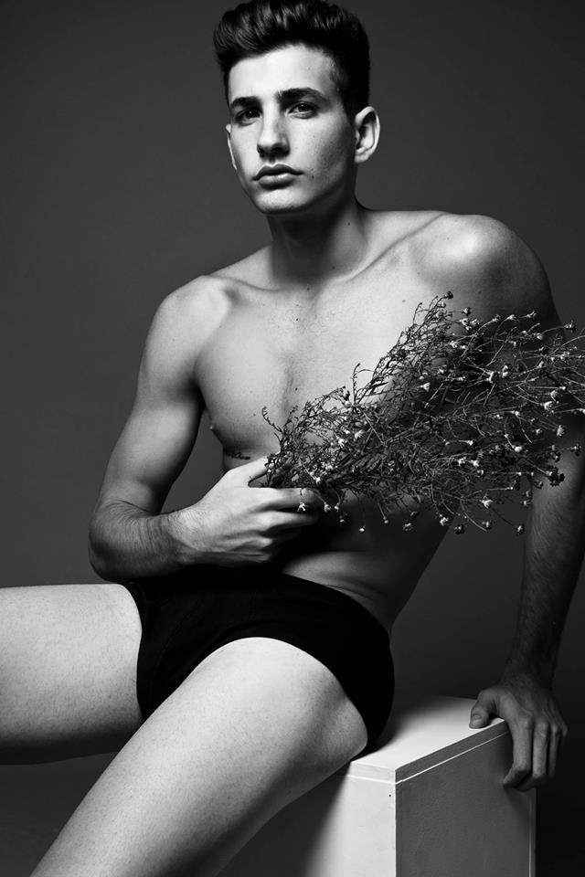 NEW FACES Piero Copani NEW FACES Piero Copani Vanity Teen 虚荣青年 Lifestyle & new faces magazine