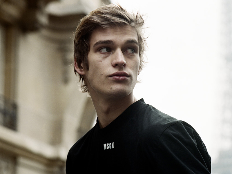 Etienne Robert By Arnau Solé Etienne Robert By Arnau Solé Vanity Teen 虚荣青年 Lifestyle & new faces magazine