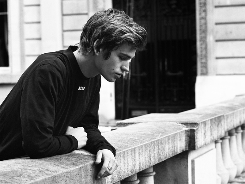 Etienne Robert By Arnau Solé Etienne Robert By Arnau Solé Vanity Teen 虚荣青年 Lifestyle & new faces magazine