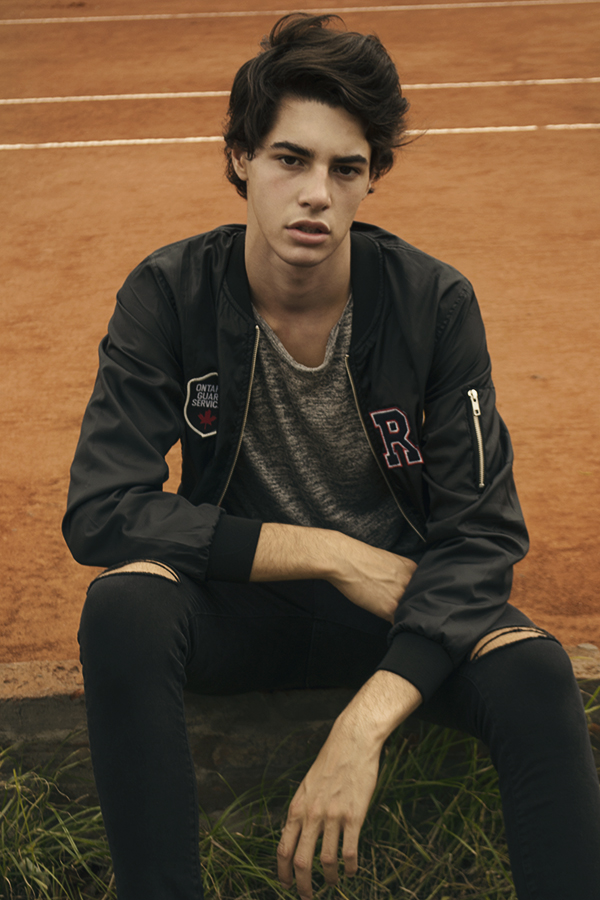 NEW FACES Lorenzo by Ari Mendes NEW FACES Lorenzo by Ari Mendes Vanity Teen 虚荣青年 Lifestyle & new faces magazine