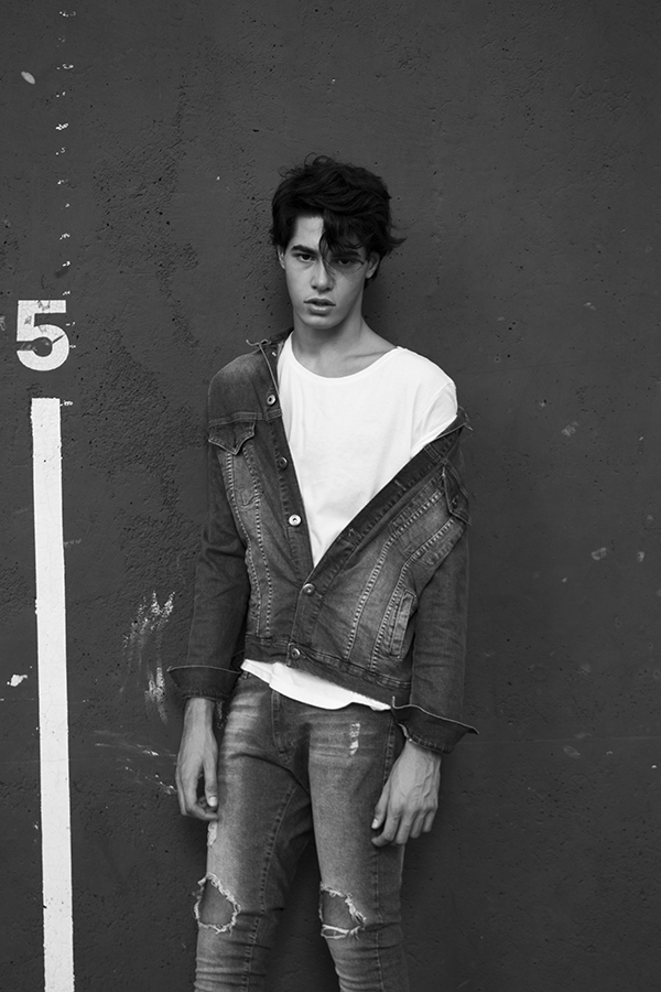 NEW FACES Lorenzo by Ari Mendes NEW FACES Lorenzo by Ari Mendes Vanity Teen 虚荣青年 Lifestyle & new faces magazine