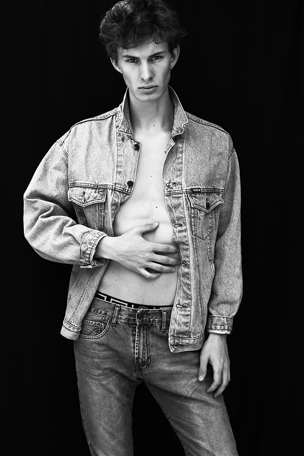 Balcony Stories by Migle Golubickaite Vanity Teen 虚荣青年 Lifestyle & new faces magazine Balcony Stories by Migle Golubickaite Balcony Stories by Migle Golubickaite Vanity Teen 虚荣青年 Lifestyle & new faces magazine