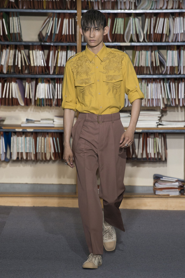 Dries Van Noten S/S 2018 Dries Van Noten S/S 2018 Vanity Teen 虚荣青年 Lifestyle & new faces magazine