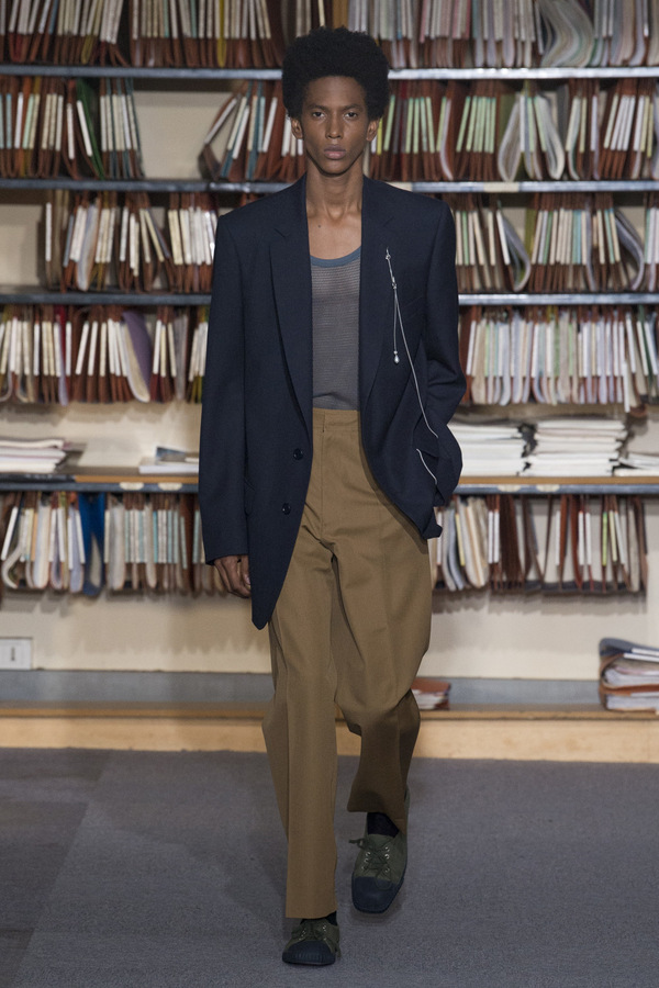 Dries Van Noten S/S 2018 Dries Van Noten S/S 2018 Vanity Teen 虚荣青年 Lifestyle & new faces magazine