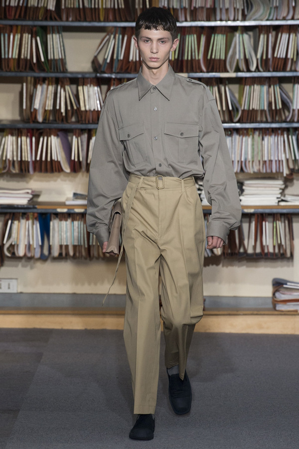 Dries Van Noten S/S 2018 Dries Van Noten S/S 2018 Vanity Teen 虚荣青年 Lifestyle & new faces magazine