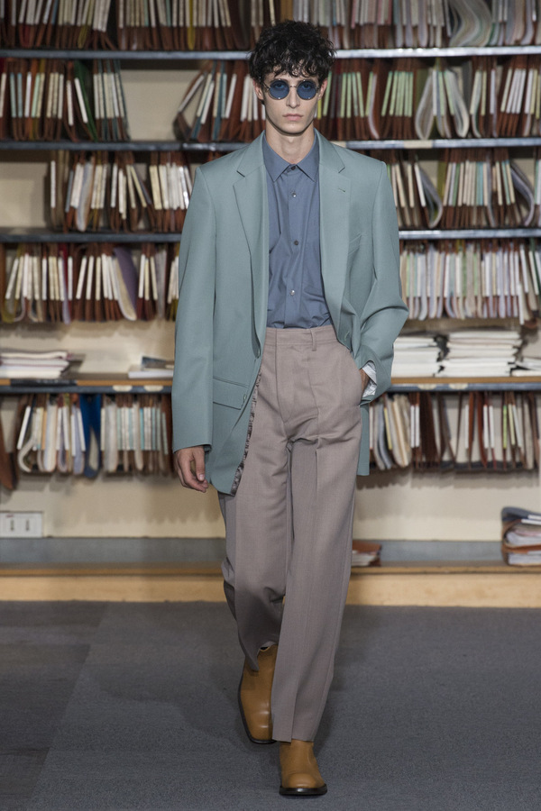 Dries Van Noten S/S 2018 Dries Van Noten S/S 2018 Vanity Teen 虚荣青年 Lifestyle & new faces magazine