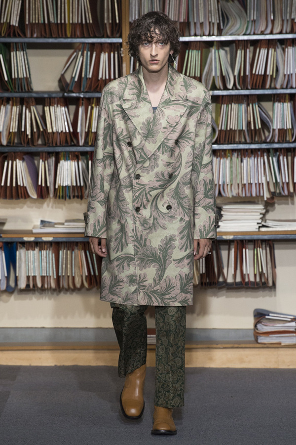 Dries Van Noten S/S 2018 Dries Van Noten S/S 2018 Vanity Teen 虚荣青年 Lifestyle & new faces magazine