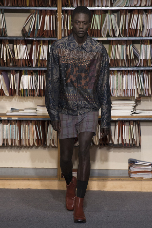 Dries Van Noten S/S 2018 Dries Van Noten S/S 2018 Vanity Teen 虚荣青年 Lifestyle & new faces magazine