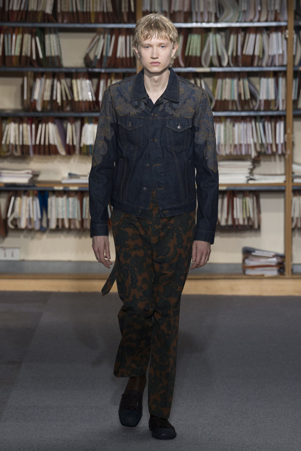 Dries Van Noten S/S 2018 Dries Van Noten S/S 2018 Vanity Teen 虚荣青年 Lifestyle & new faces magazine