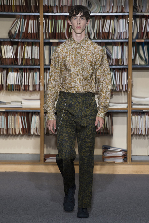 Dries Van Noten S/S 2018 Dries Van Noten S/S 2018 Vanity Teen 虚荣青年 Lifestyle & new faces magazine