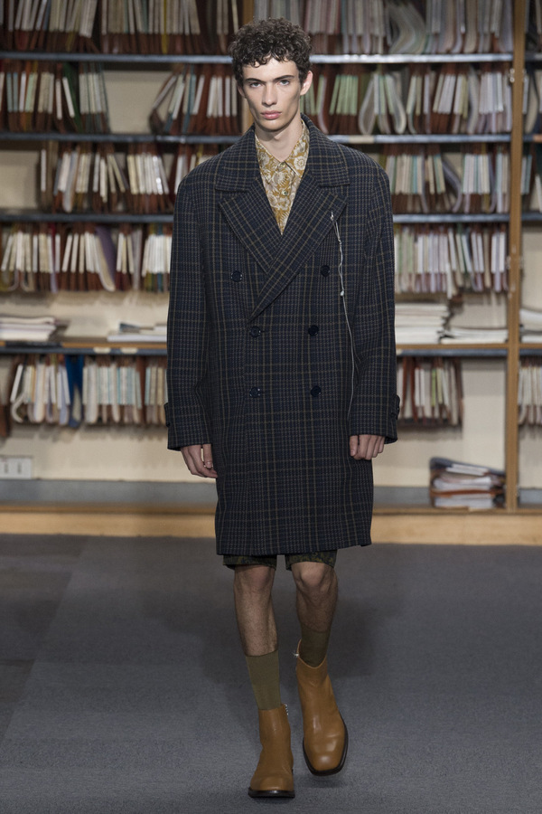 Dries Van Noten S/S 2018 Dries Van Noten S/S 2018 Vanity Teen 虚荣青年 Lifestyle & new faces magazine