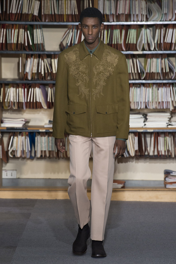 Dries Van Noten S/S 2018 Dries Van Noten S/S 2018 Vanity Teen 虚荣青年 Lifestyle & new faces magazine