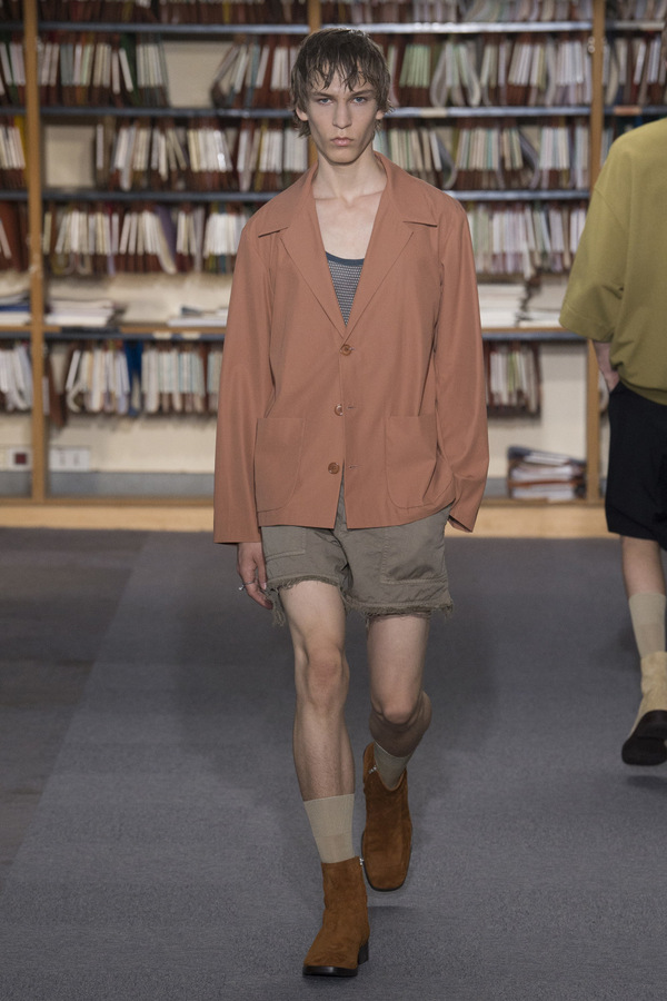 Dries Van Noten S/S 2018 Dries Van Noten S/S 2018 Vanity Teen 虚荣青年 Lifestyle & new faces magazine