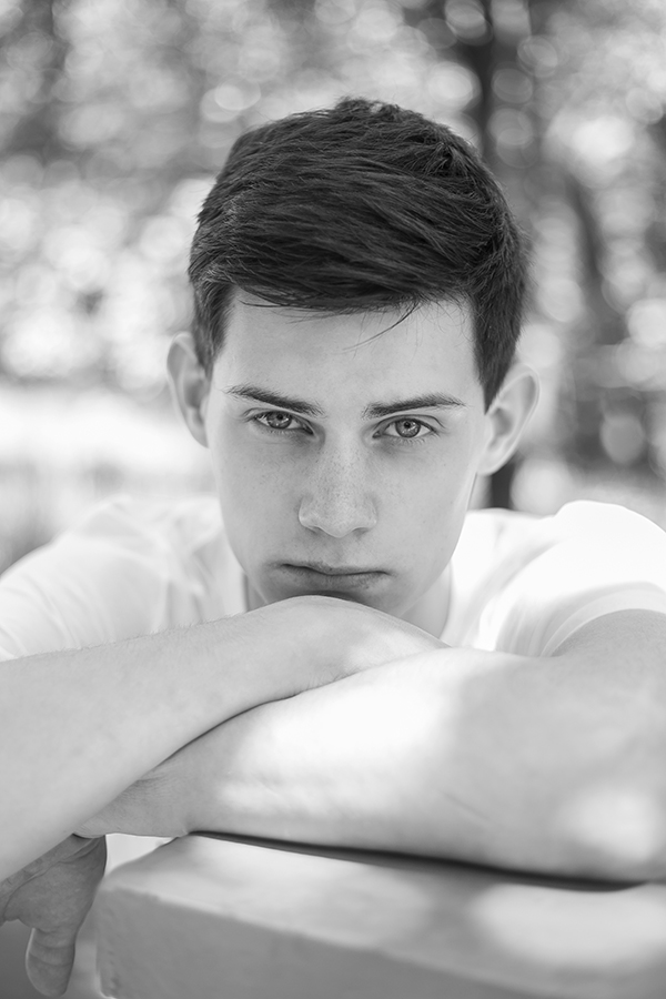 NEW FACES Eduard by Eryk Dobrychlop NEW FACES Eduard by Eryk Dobrychlop Vanity Teen 虚荣青年 Lifestyle & new faces magazine