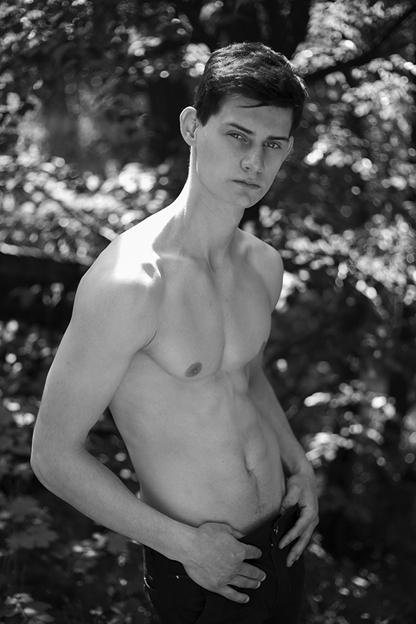 NEW FACES Eduard by Eryk Dobrychlop NEW FACES Eduard by Eryk Dobrychlop Vanity Teen 虚荣青年 Lifestyle & new faces magazine