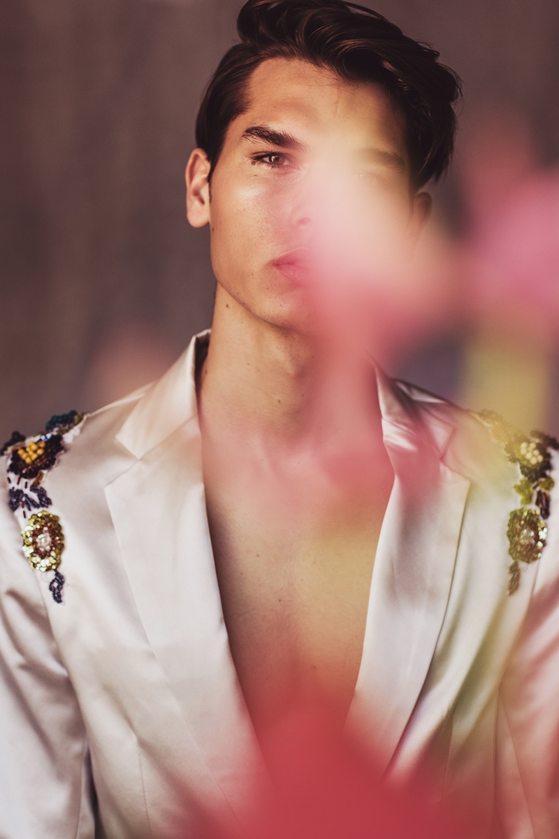 Flamingo Skin by Michael Oliver Love Flamingo Skin by Michael Oliver Love Vanity Teen 虚荣青年 Lifestyle & new faces magazine