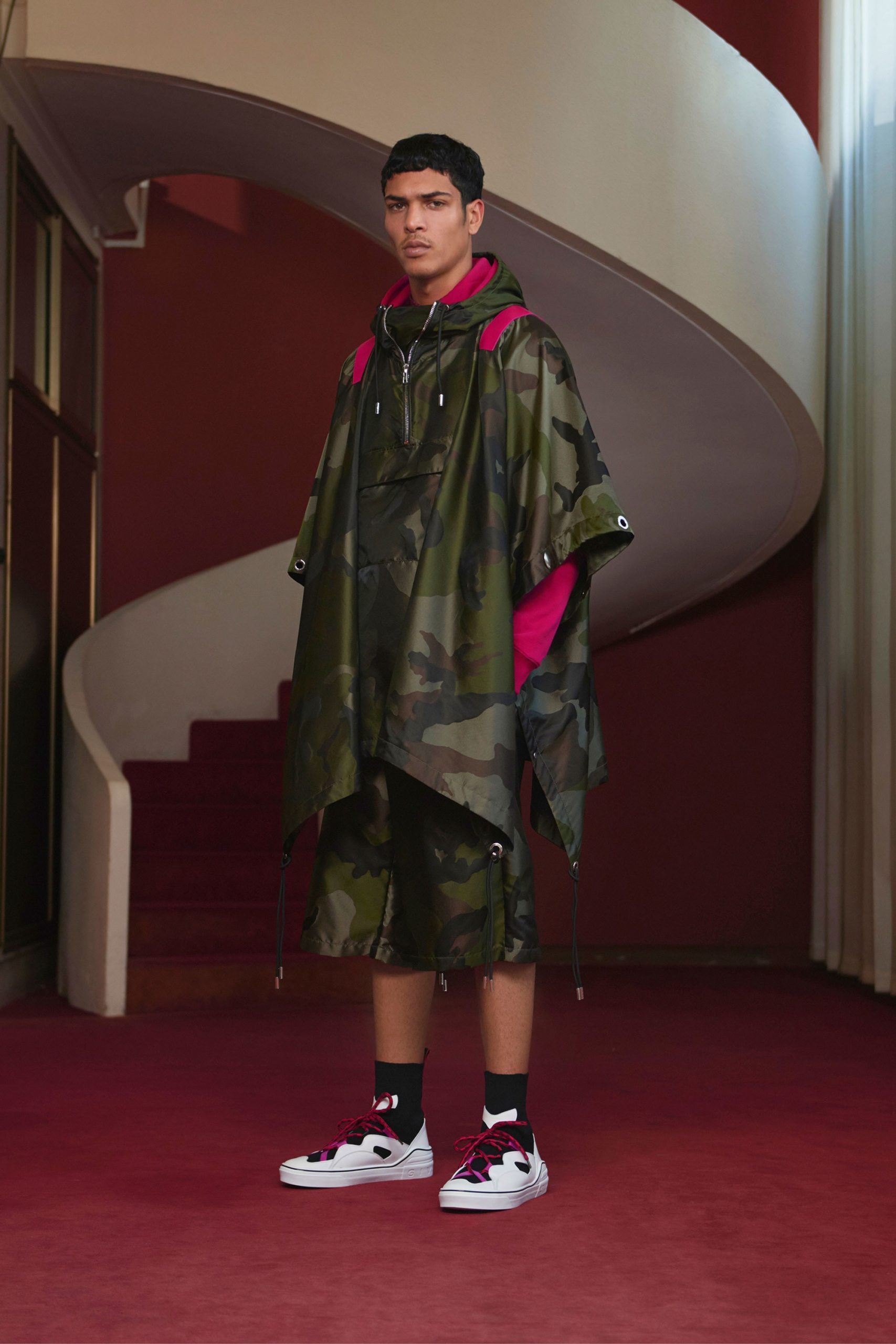 Givenchy Resort 2018 Givenchy Resort 2018 Vanity Teen 虚荣青年 Lifestyle & new faces magazine