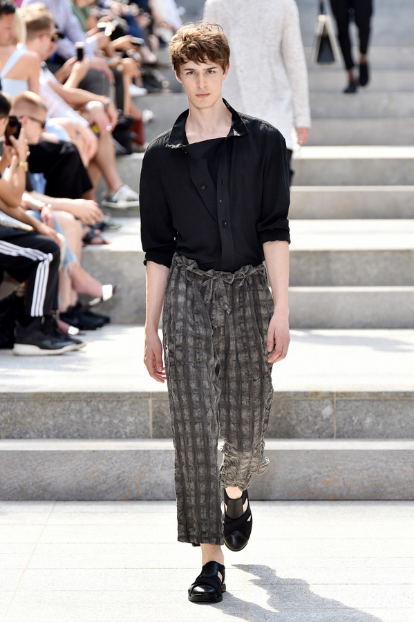 Issey Miyake S/S 2018 Issey Miyake S/S 2018 Vanity Teen 虚荣青年 Lifestyle & new faces magazine