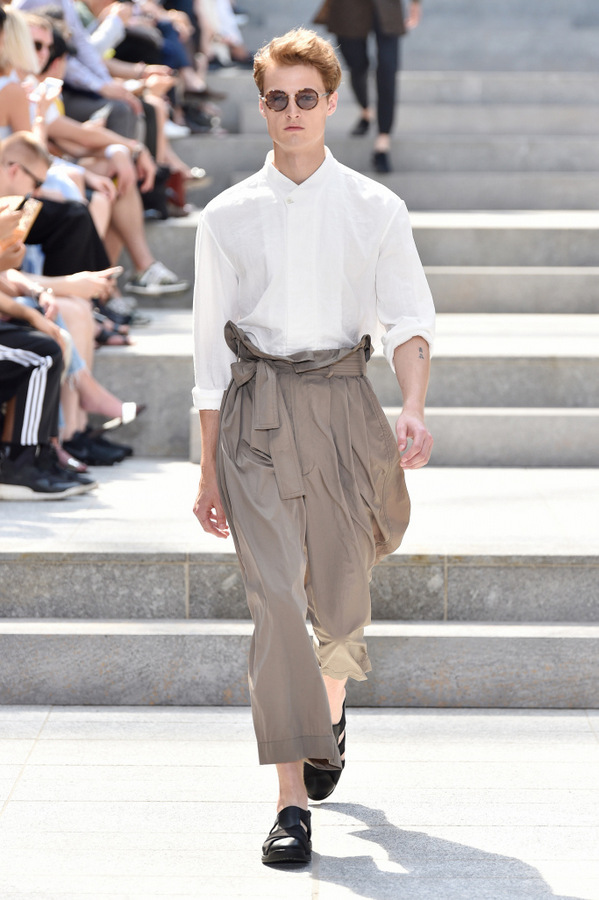 Issey Miyake S/S 2018 Issey Miyake S/S 2018 Vanity Teen 虚荣青年 Lifestyle & new faces magazine