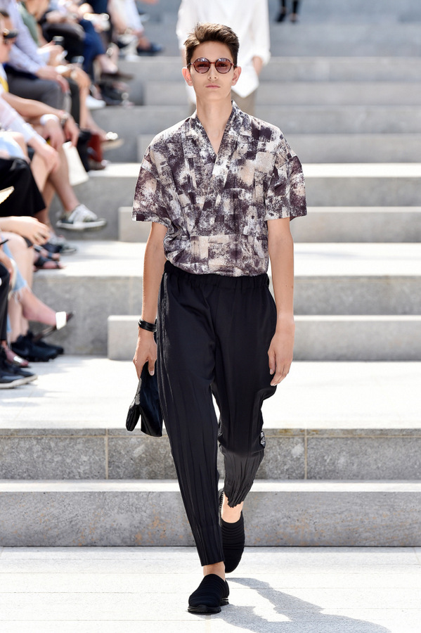 Issey Miyake S/S 2018 Issey Miyake S/S 2018 Vanity Teen 虚荣青年 Lifestyle & new faces magazine