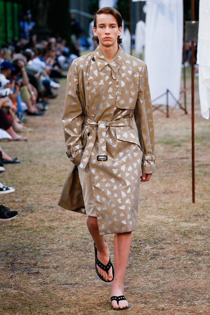 J.W. Anderson S/S 2018 J.W. Anderson S/S 2018 Vanity Teen 虚荣青年 Lifestyle & new faces magazine