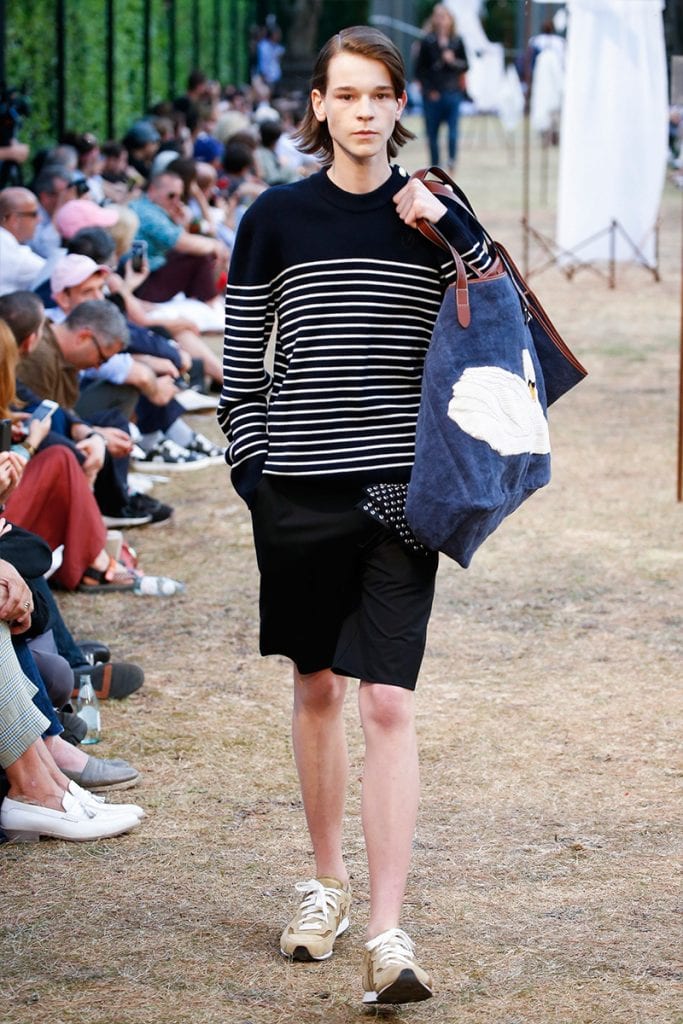 J.W. Anderson S/S 2018 J.W. Anderson S/S 2018 Vanity Teen 虚荣青年 Lifestyle & new faces magazine