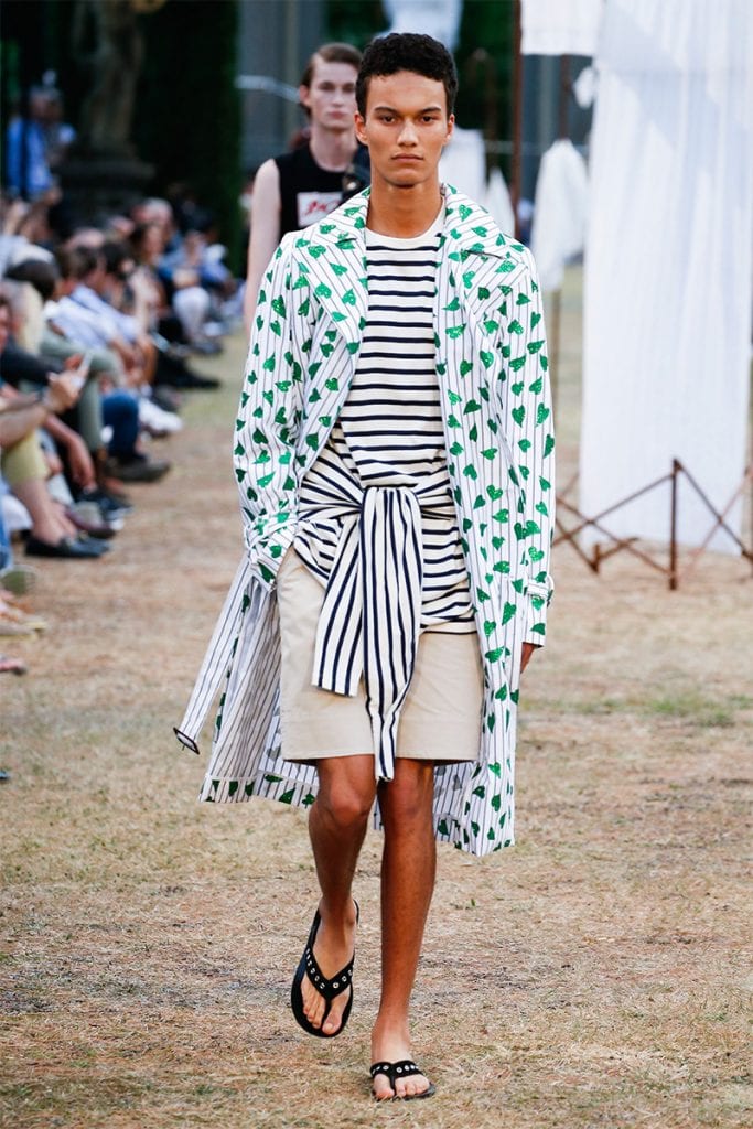 J.W. Anderson S/S 2018 J.W. Anderson S/S 2018 Vanity Teen 虚荣青年 Lifestyle & new faces magazine