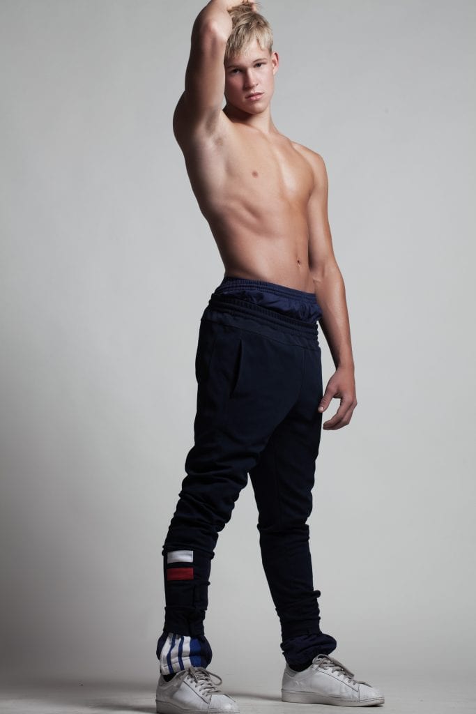 NEW FACES Landon Price by Brent Chua NEW FACES Landon Price by Brent Chua Vanity Teen 虚荣青年 Lifestyle & new faces magazine